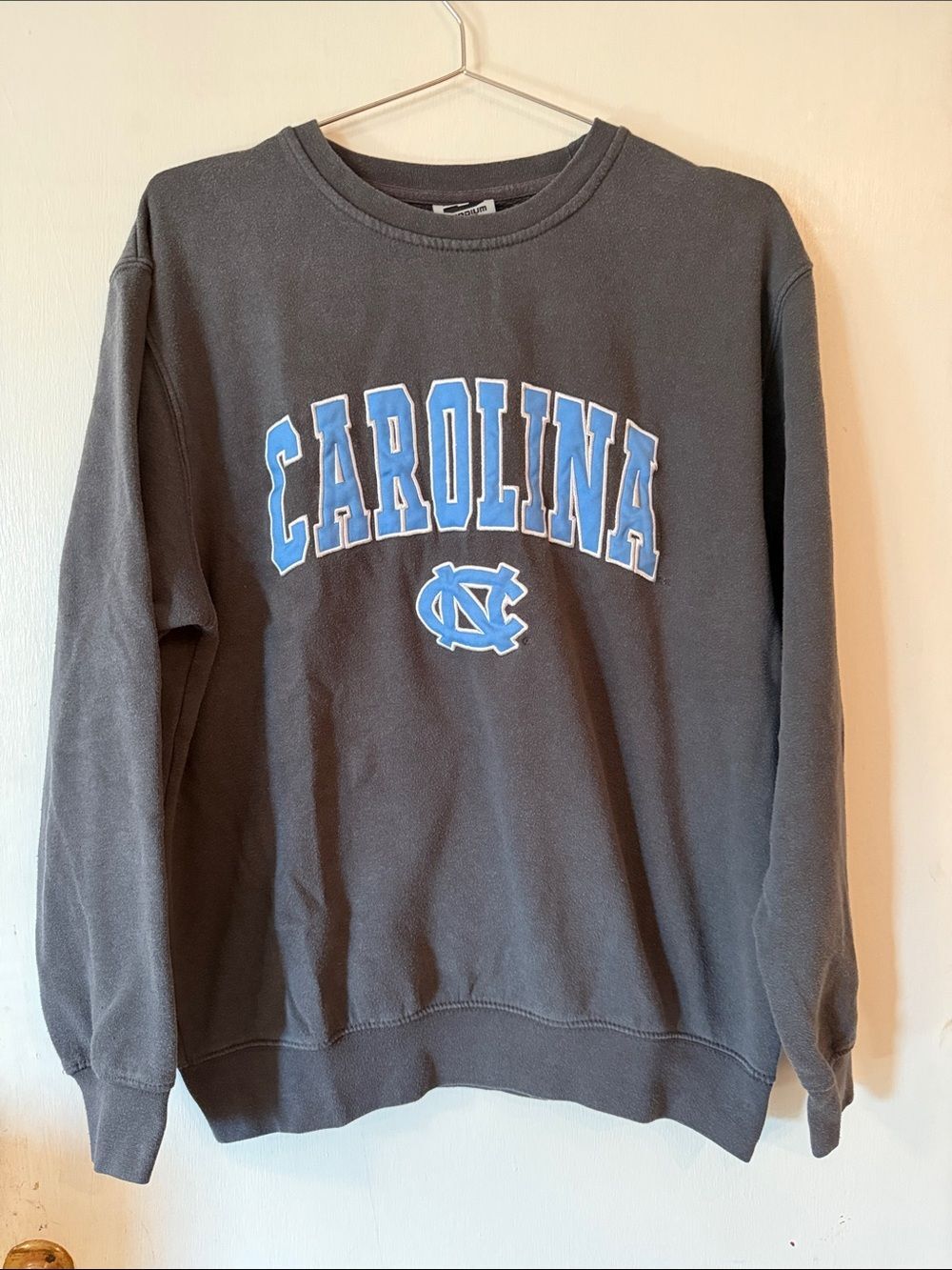 Stadium Athletics North Carolina Grey Crewneck Sweatshirt Light Blue Script Med